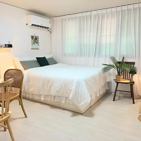 The Cozy House 1 Gwanak Apartment